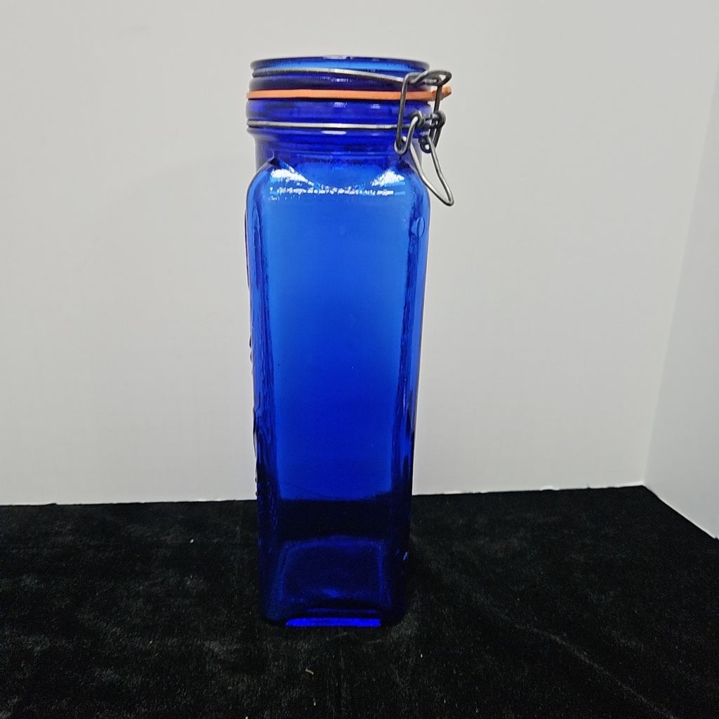 Pasta Container