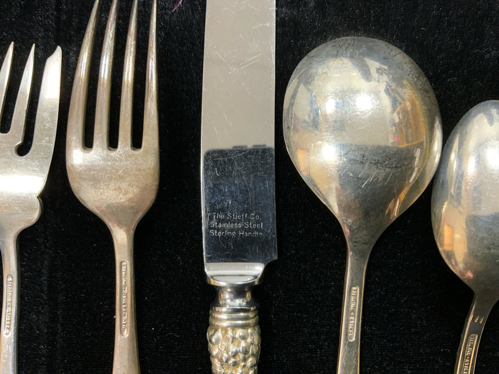 Stieff 5-Piece Place Setting