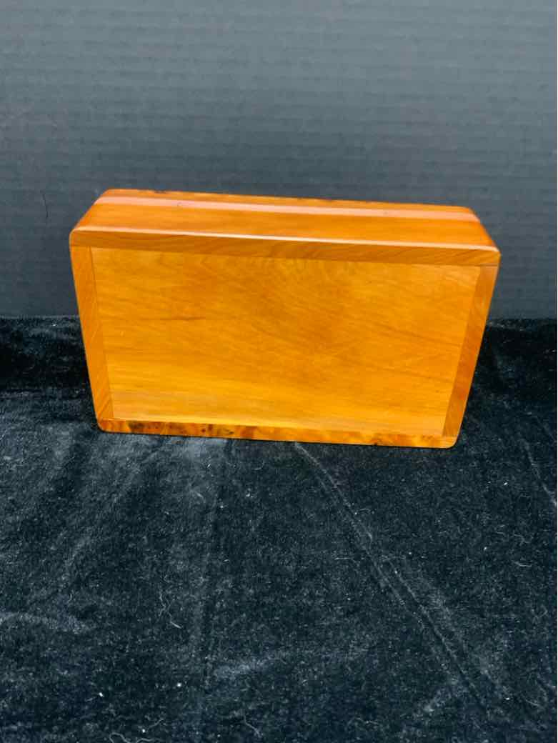 Hinged Box