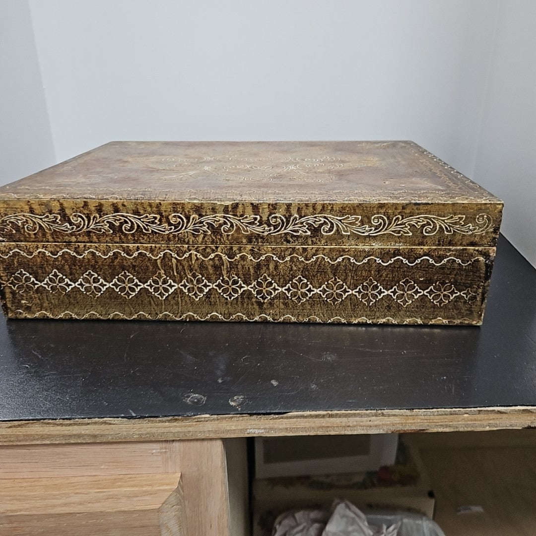 Hinged Box