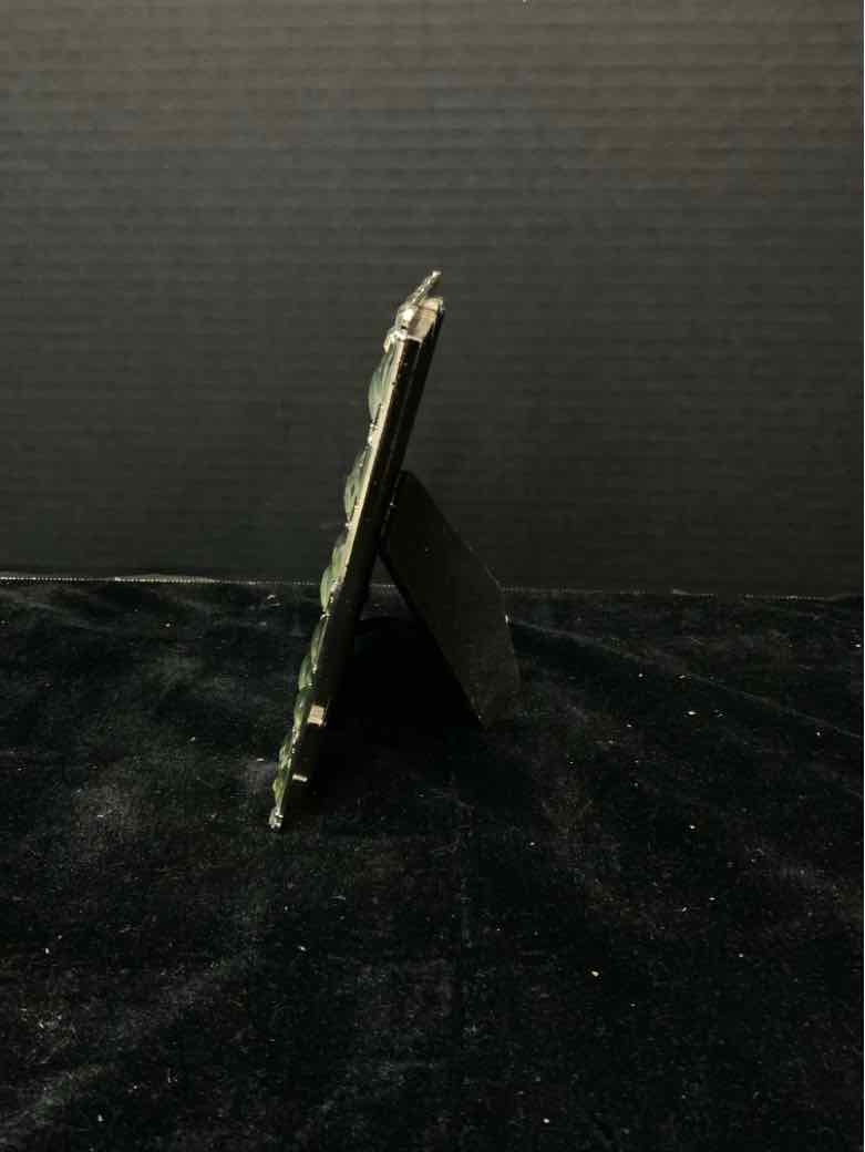 Sheffield Home Frame