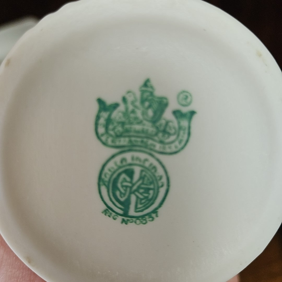Belleek Jar