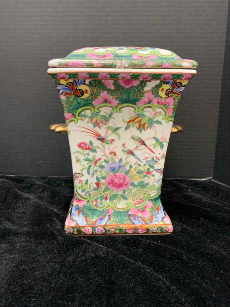 Bough Pot