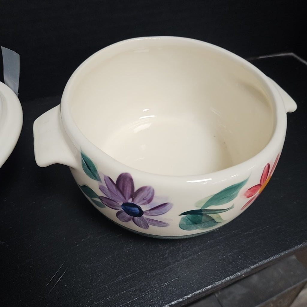 Gail Pittman Bean Pot