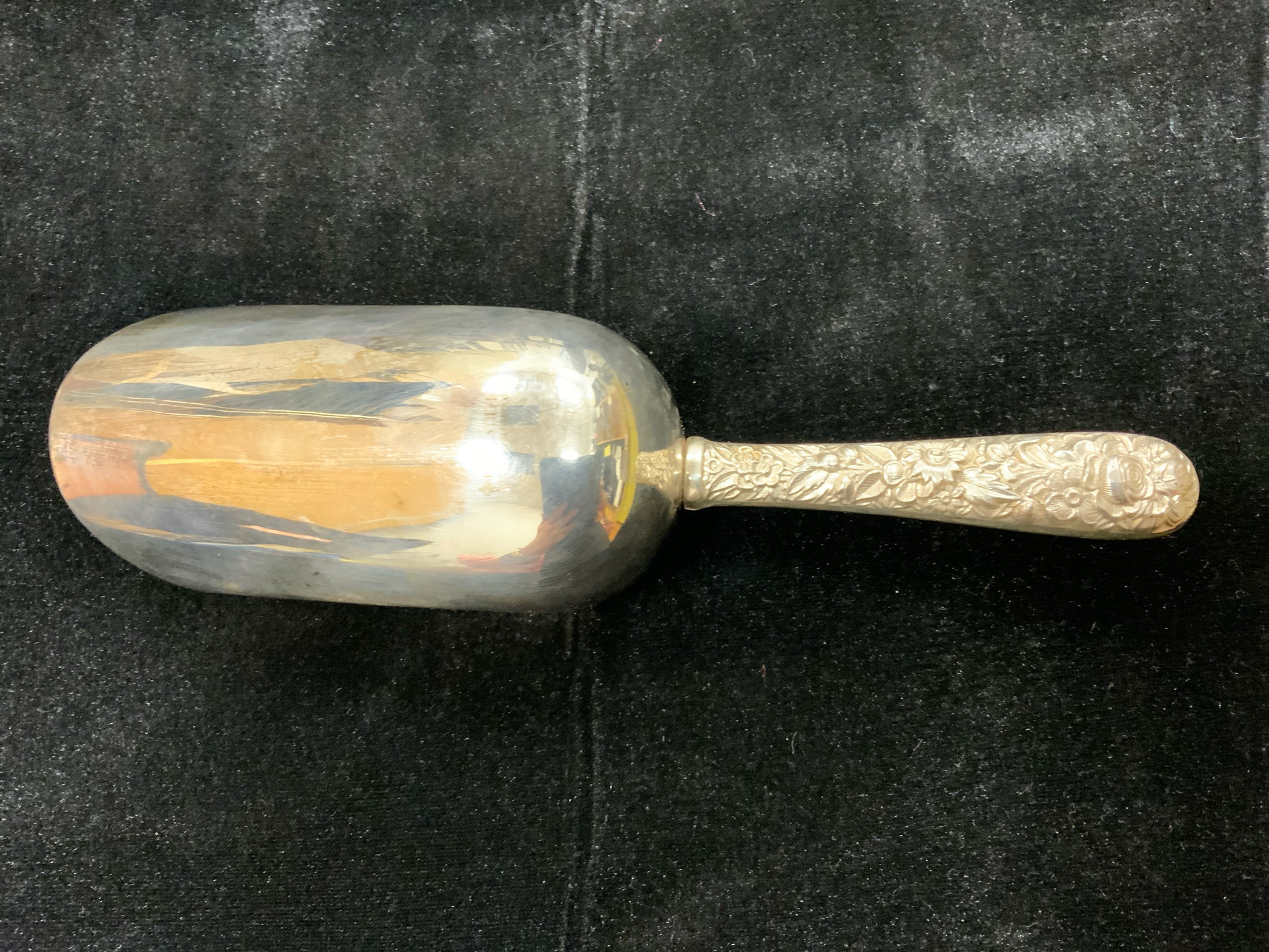 Kirk Stieff Ice Scoop