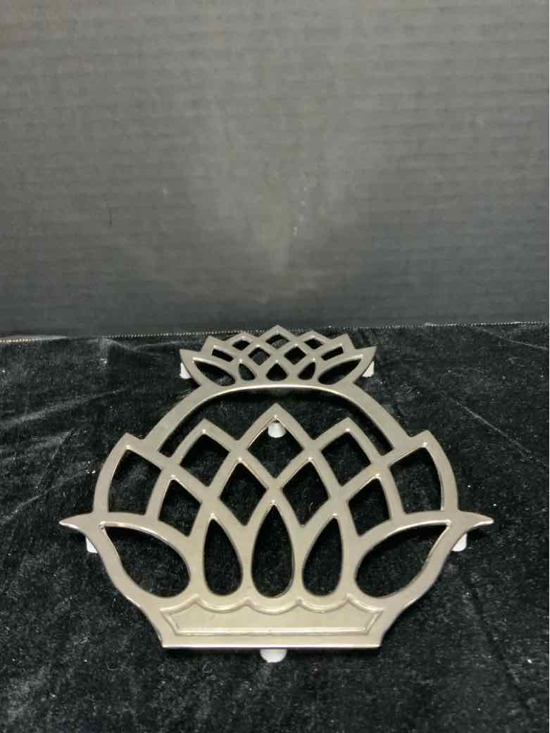 Trivet