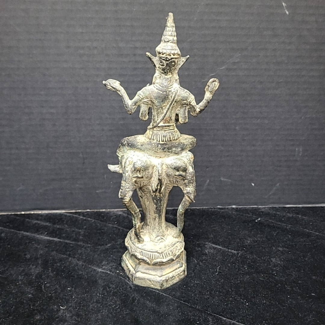 Statue