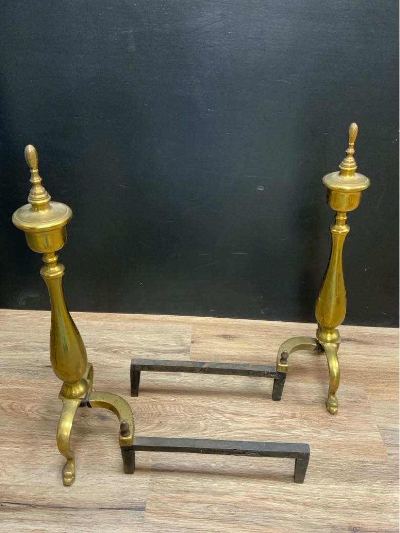 Andiron