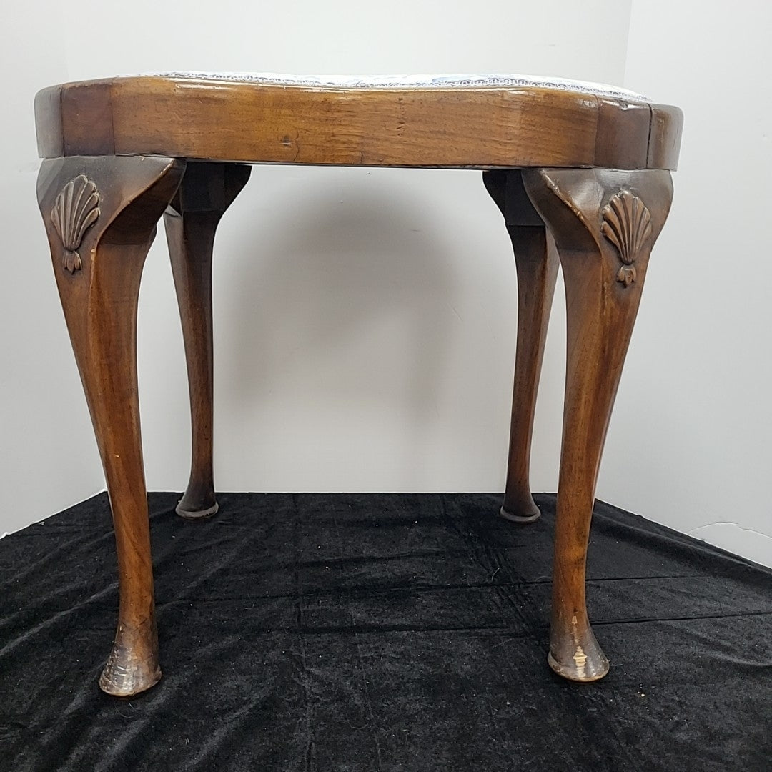 Vanity Bench