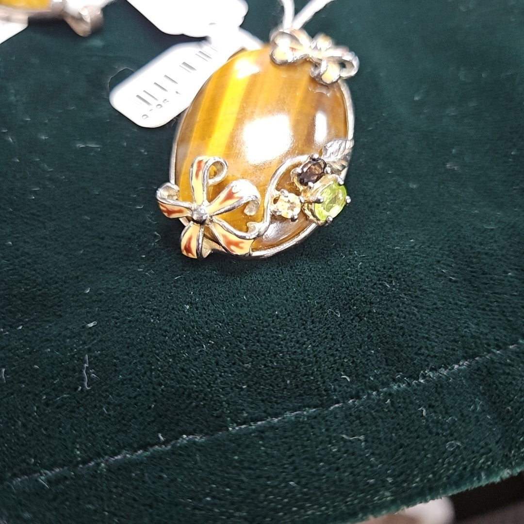 Pendant