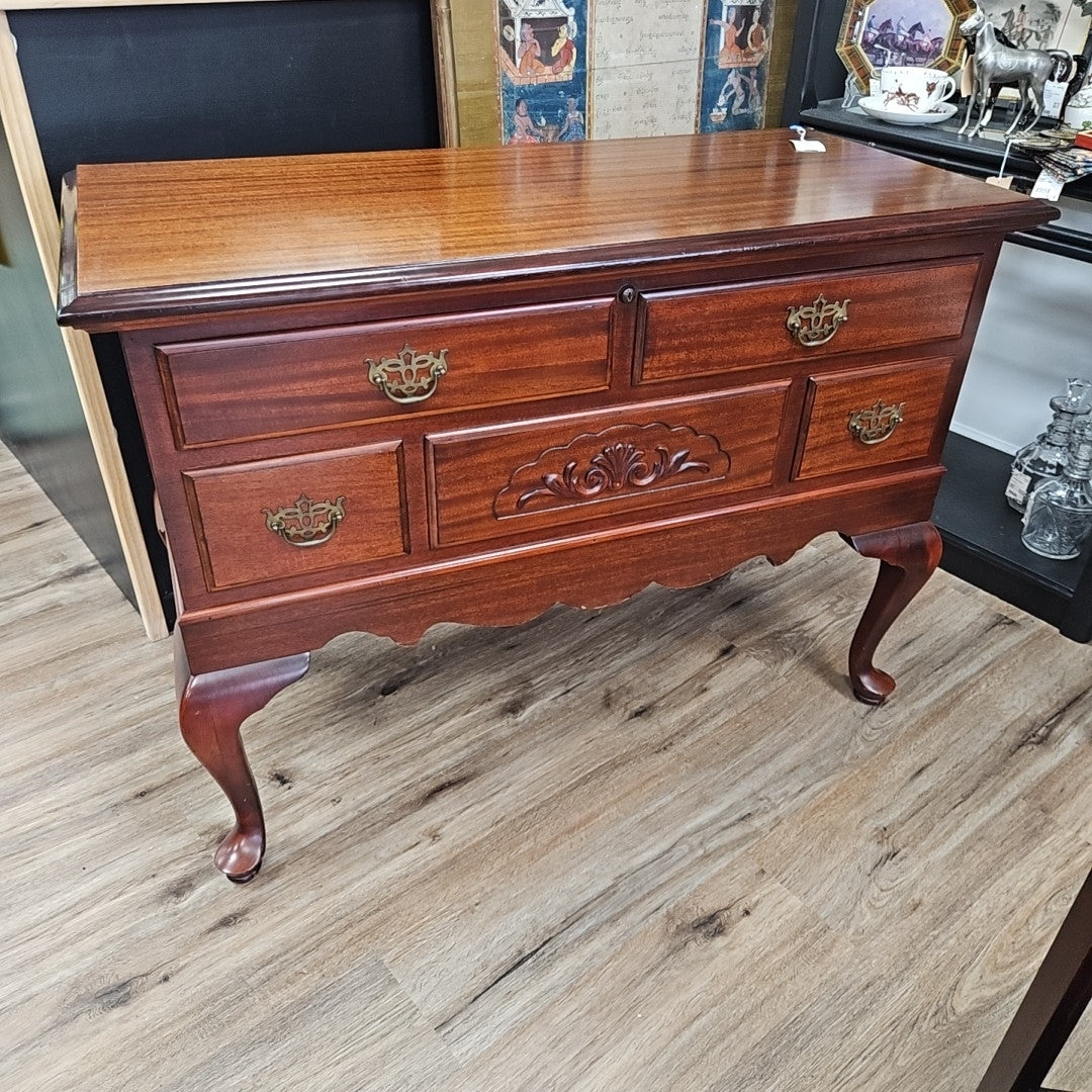 Lane Hope Chest