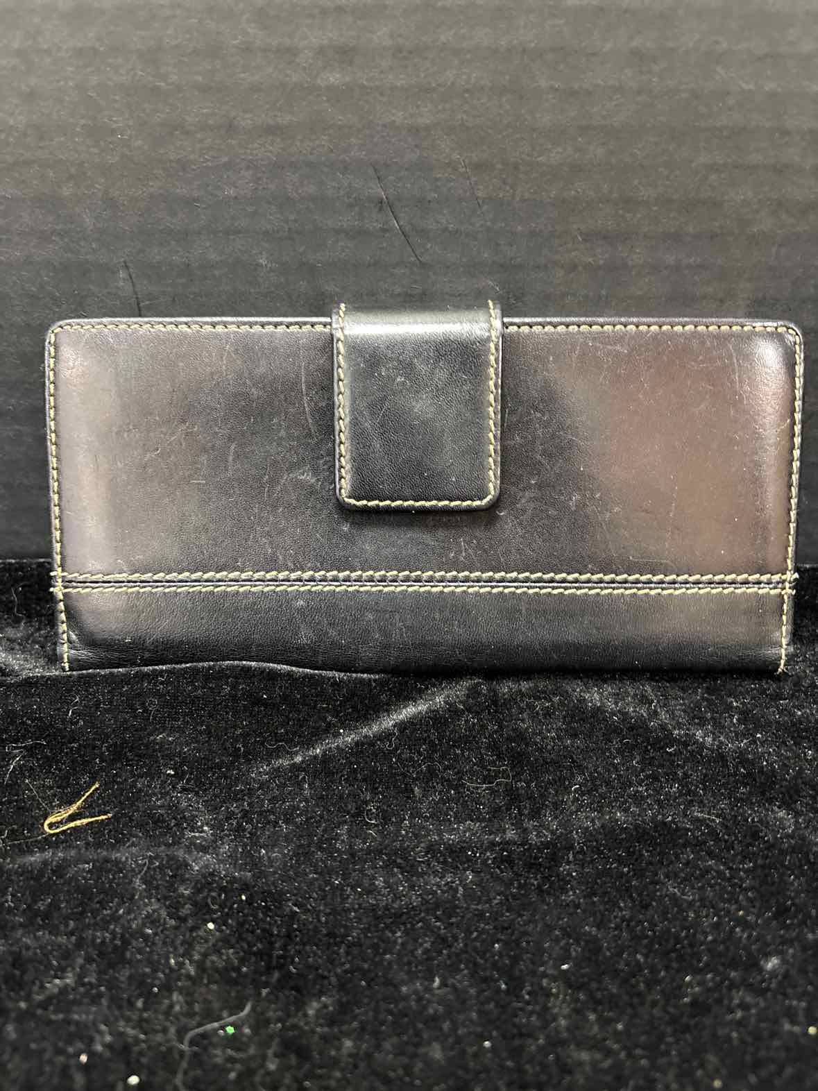 Unbranded Wallet