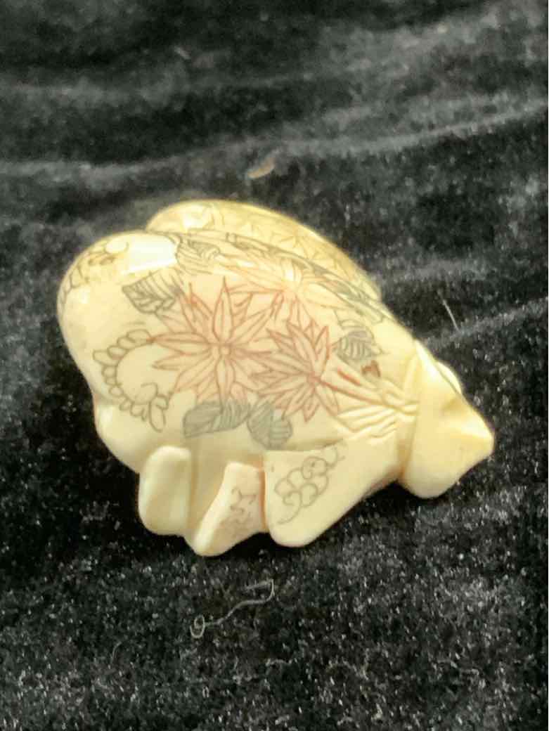 Figurine