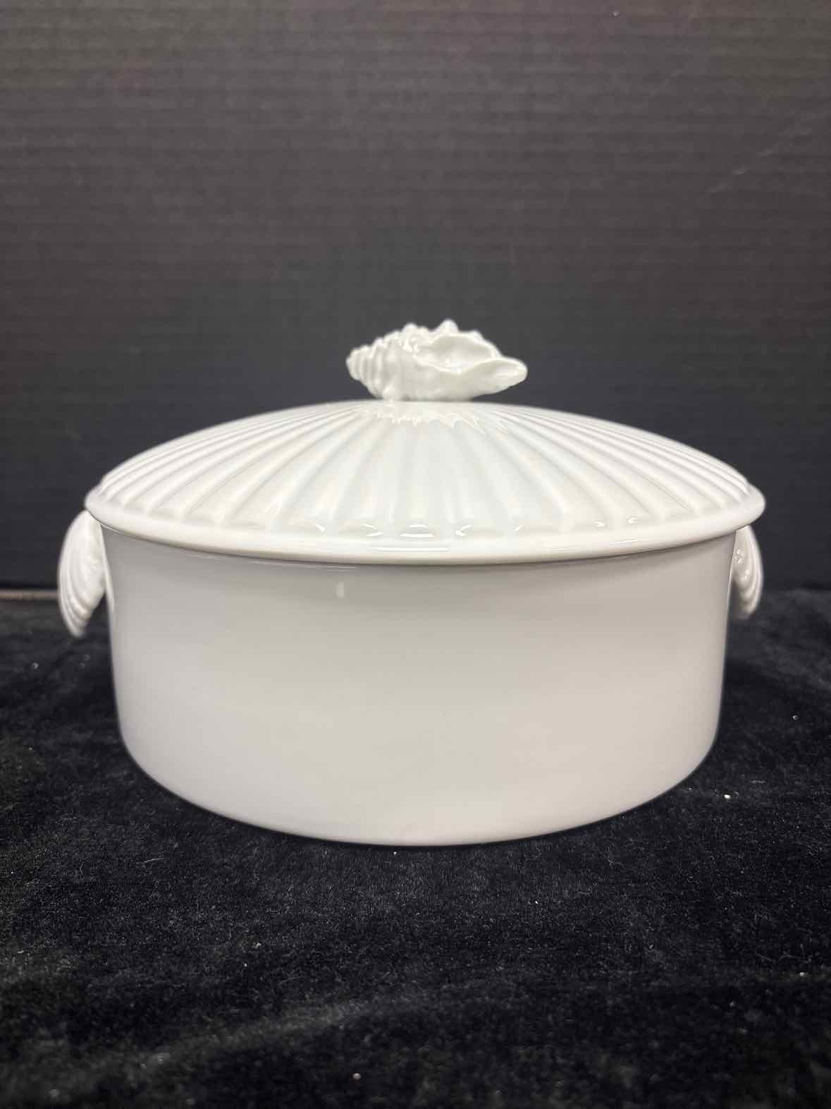 The Shafford Co. Lidded Casserole