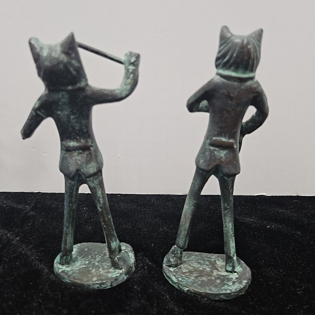 Figurine