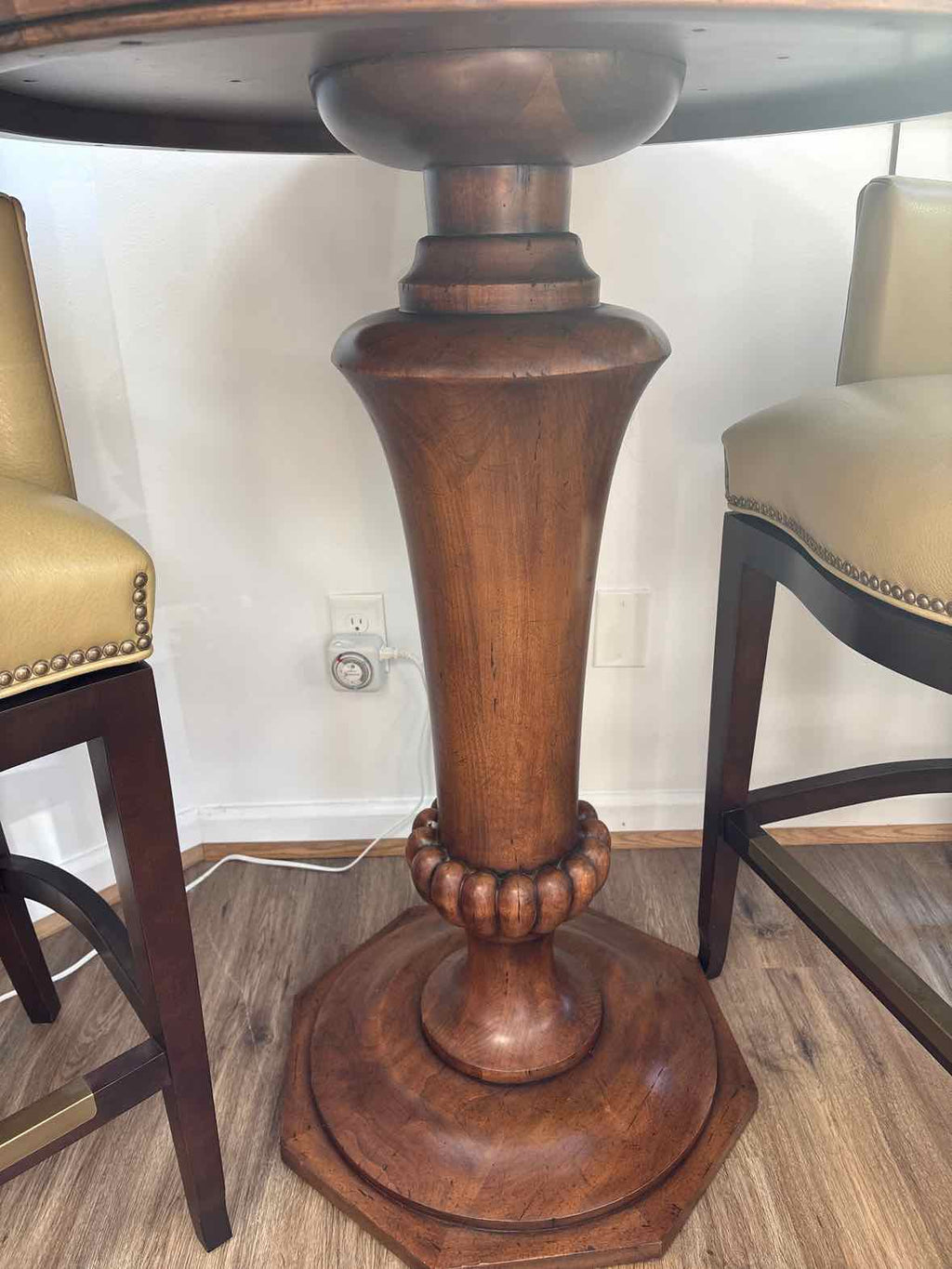 Hancock & Moore Table & Chairs