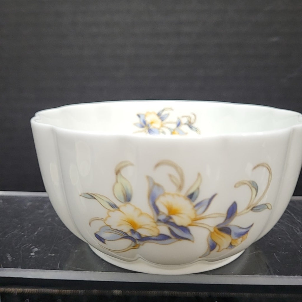 Aynsley Rice Bowl