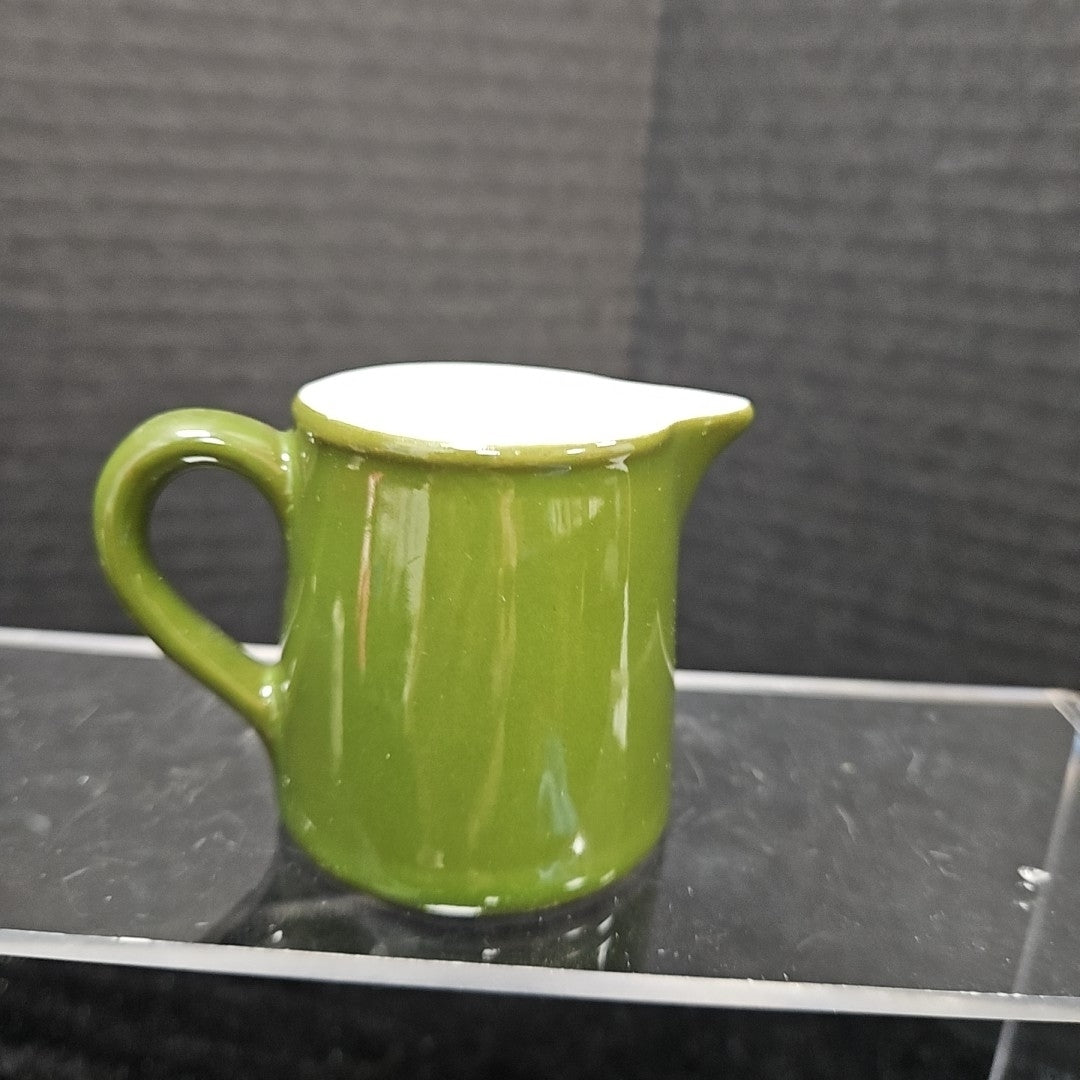 Hall Creamer