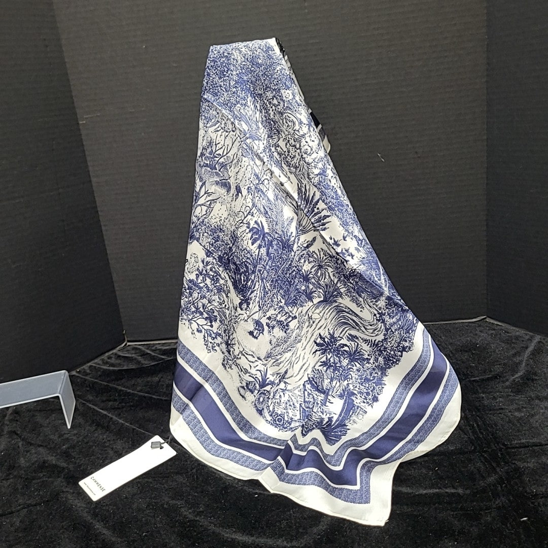 Commense Scarf