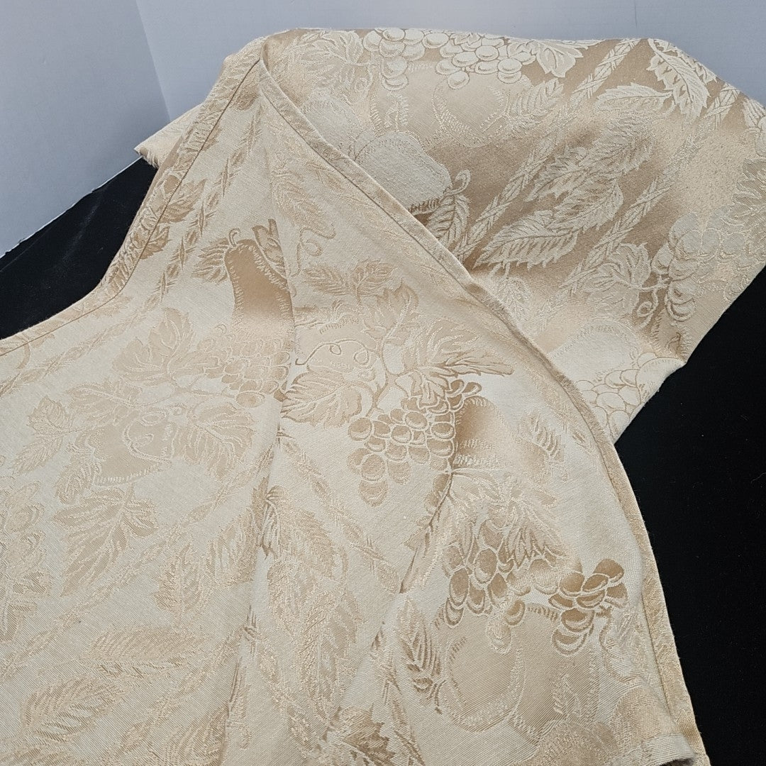 Tablecloth