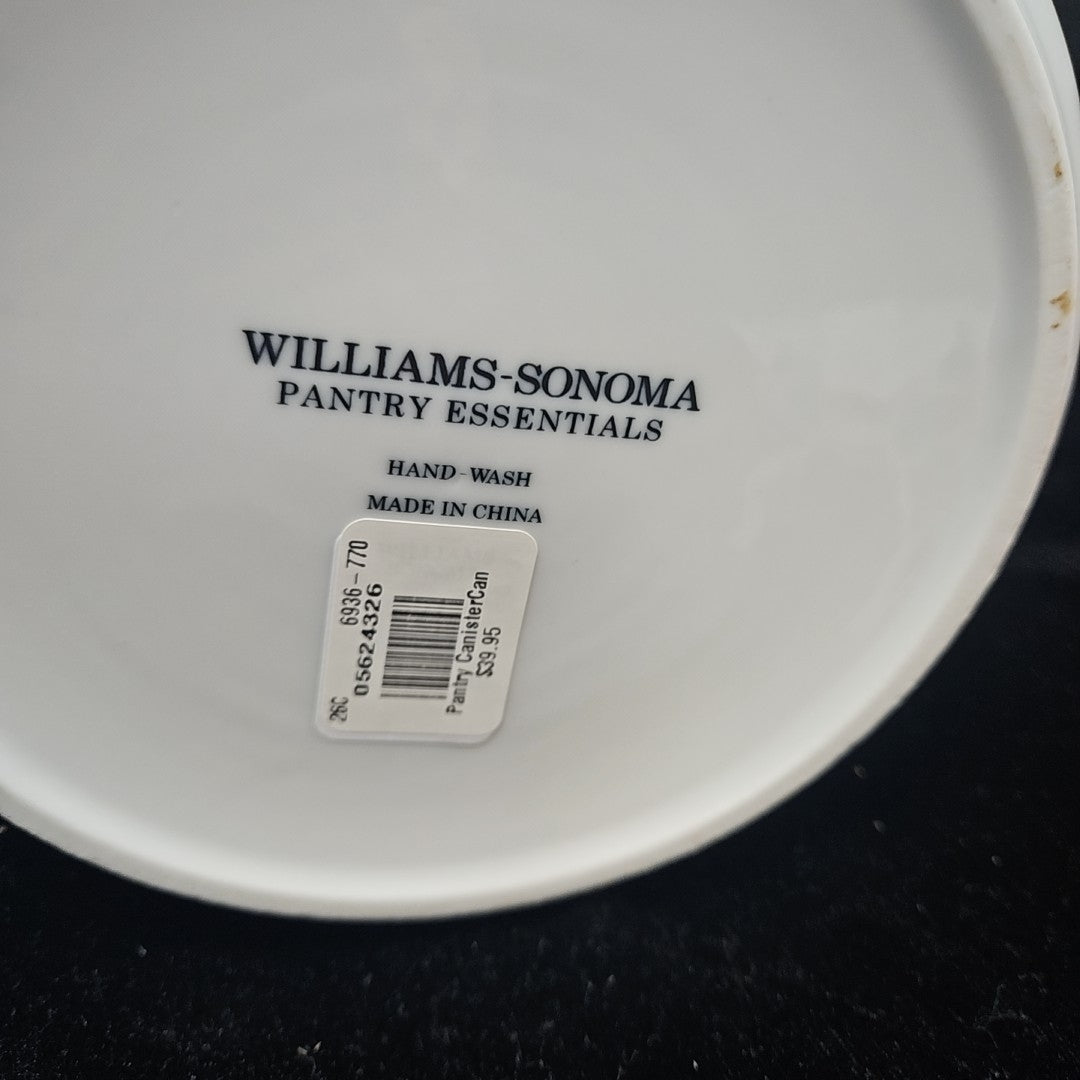 Williams Sonoma Sculpture