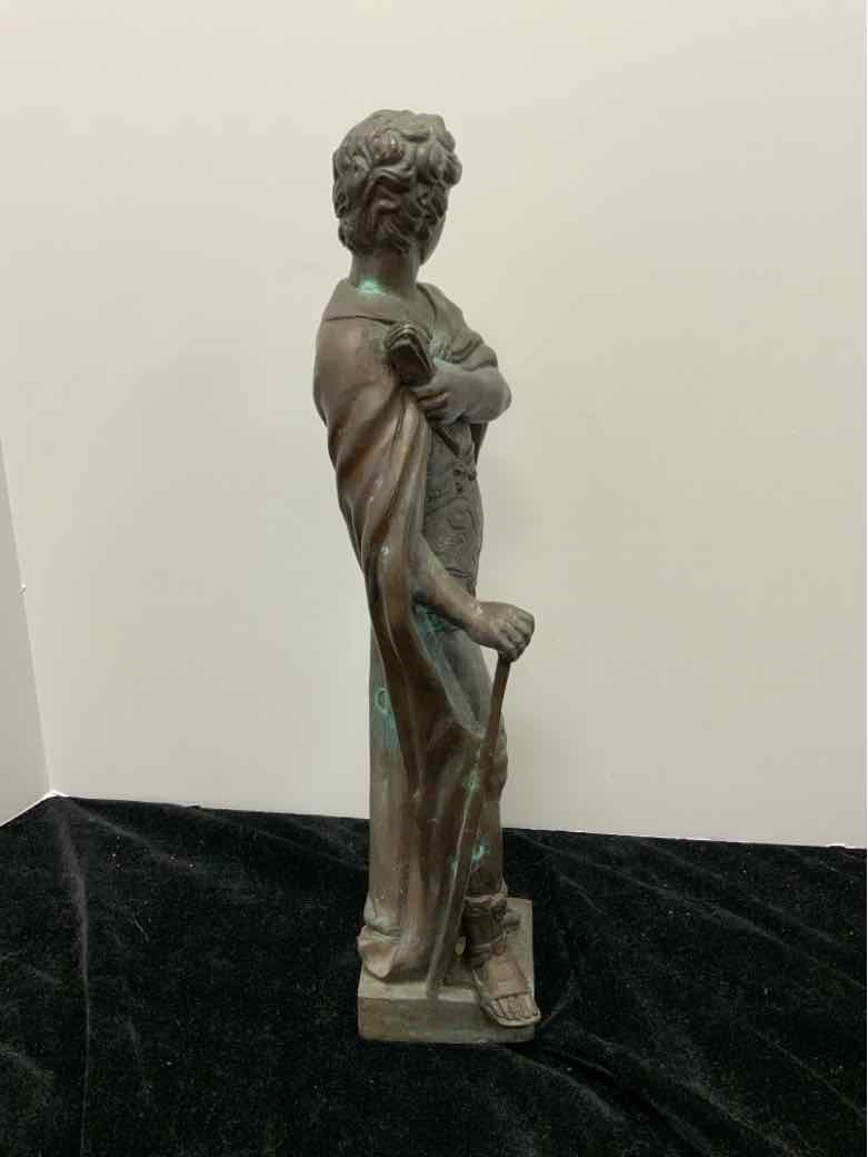 Figurine