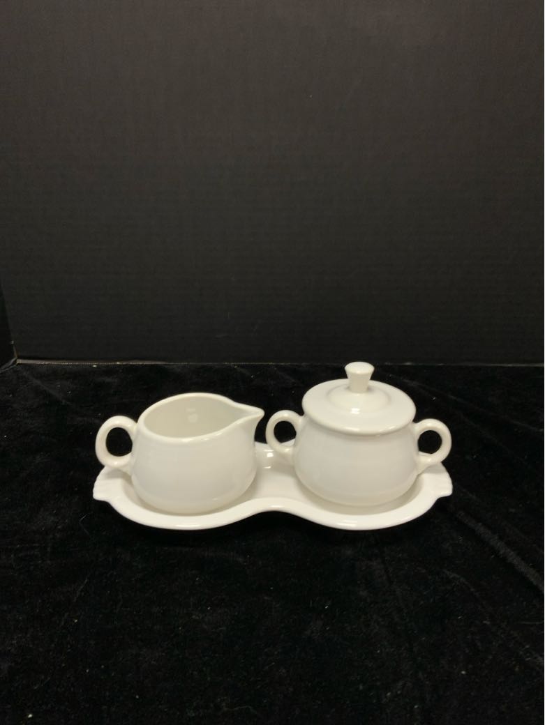 Homer Laughlin Creamer & Sugar Bowl
