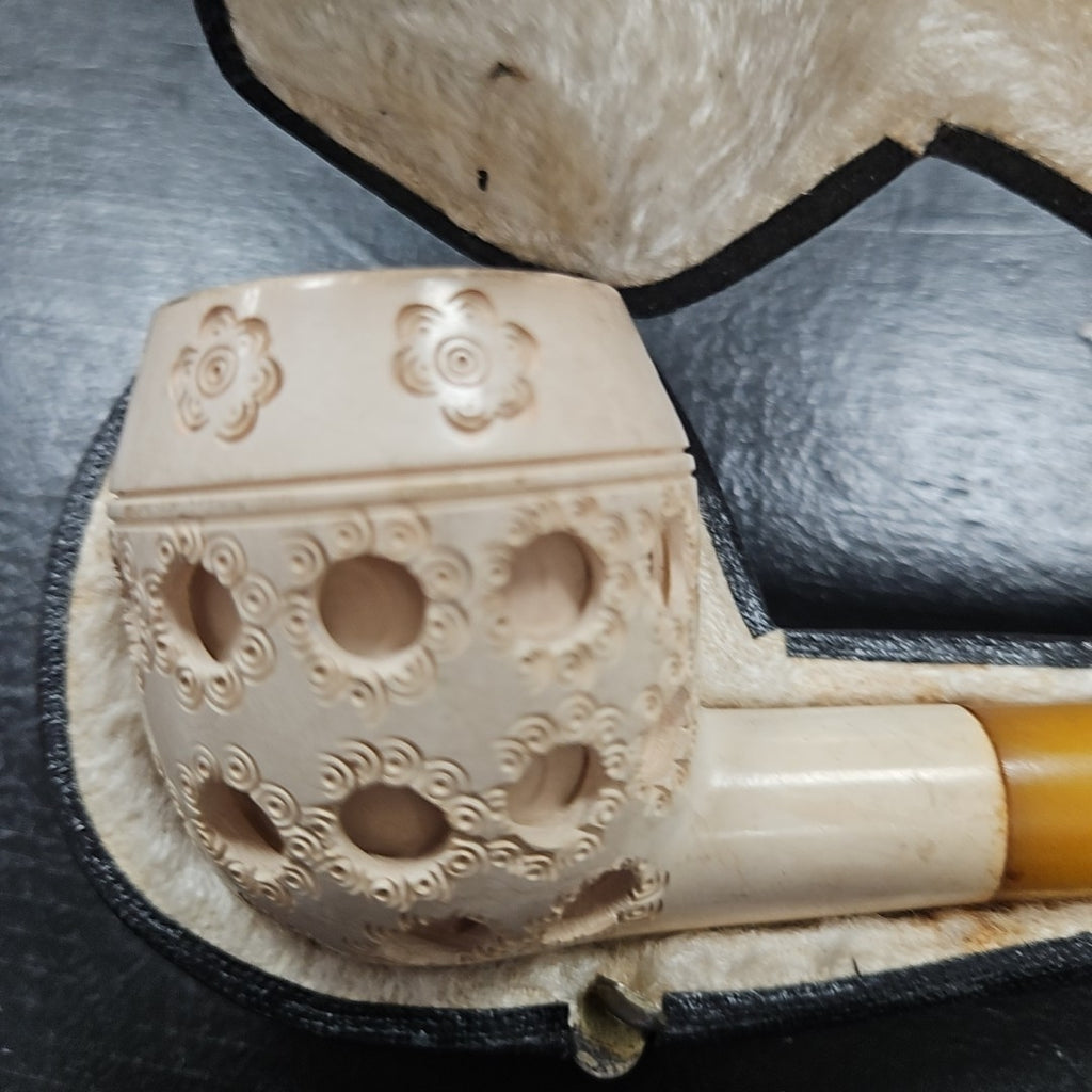 Pipe