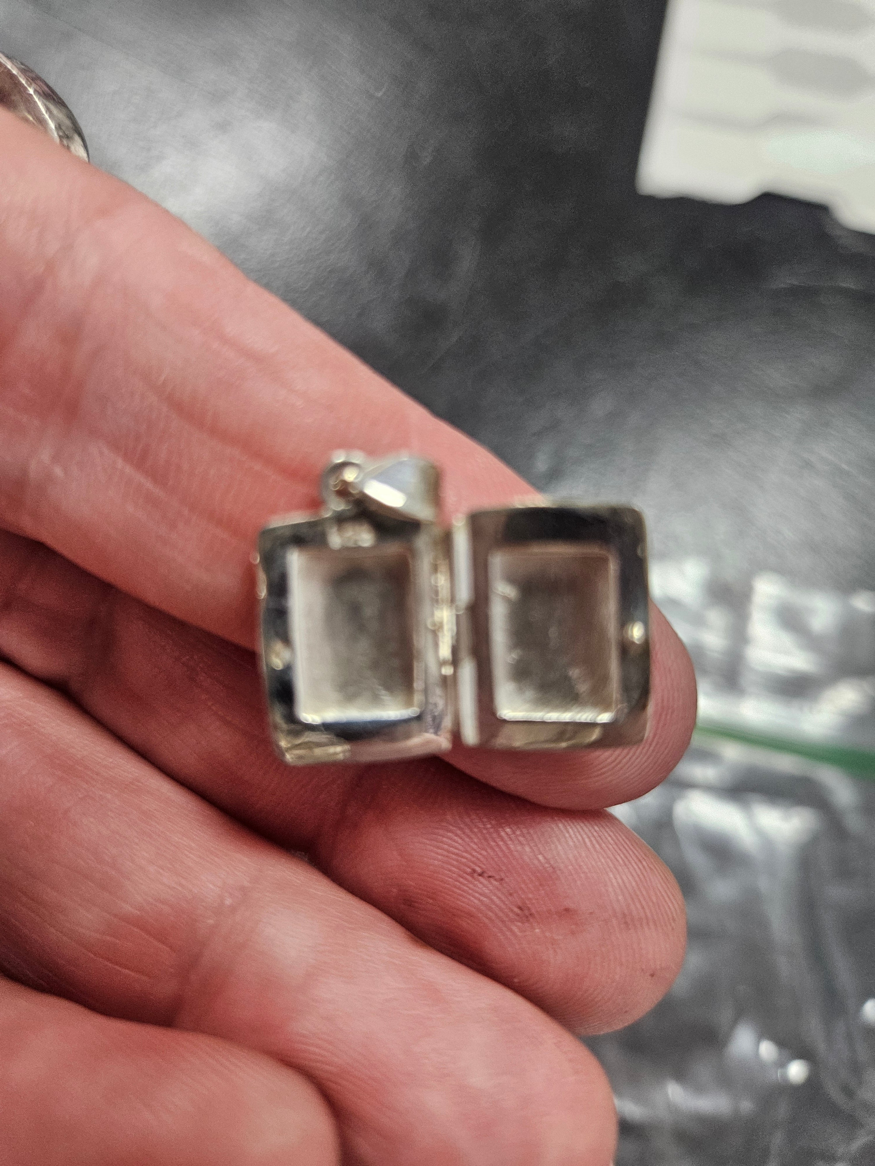 Pendant