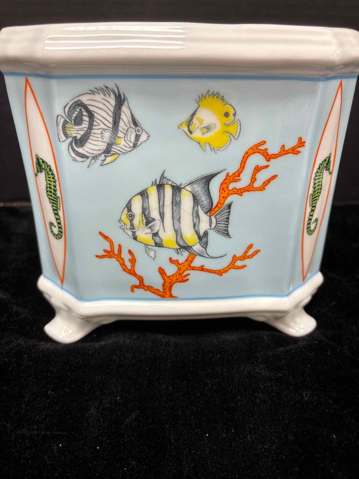 Chase Cache Pot