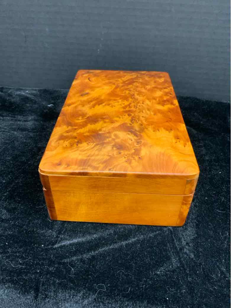 Hinged Box